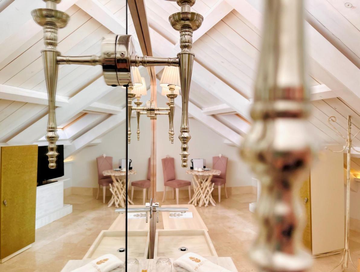 Hotel Palacio De Ubeda 5 G.L Εξωτερικό φωτογραφία The interior of the hotel