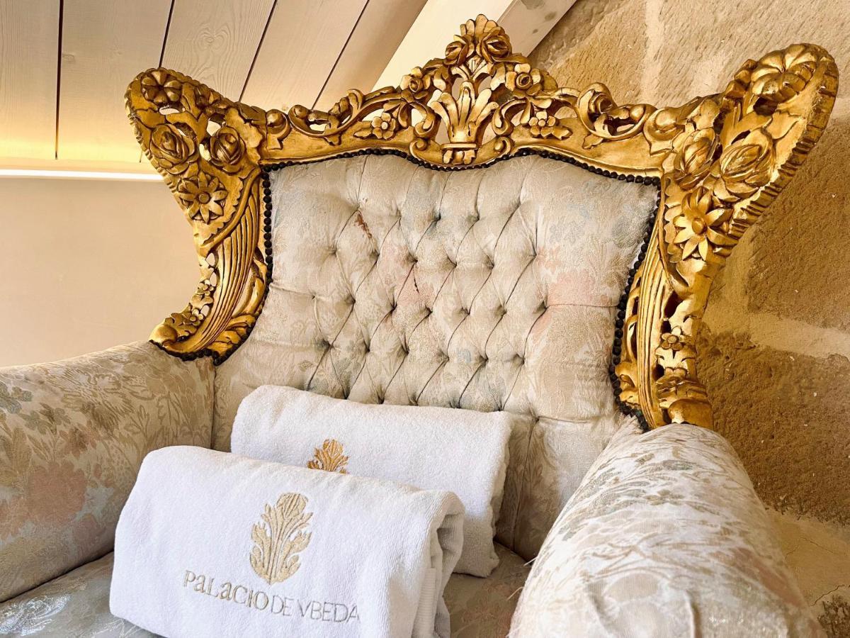 Hotel Palacio De Ubeda 5 G.L Εξωτερικό φωτογραφία The Royal Throne