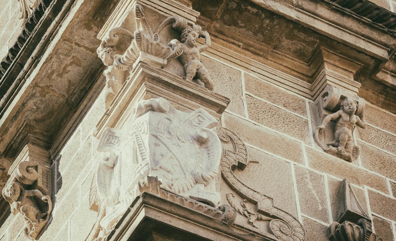 Hotel Palacio De Ubeda 5 G.L Εξωτερικό φωτογραφία The figure of the Virgin Mary