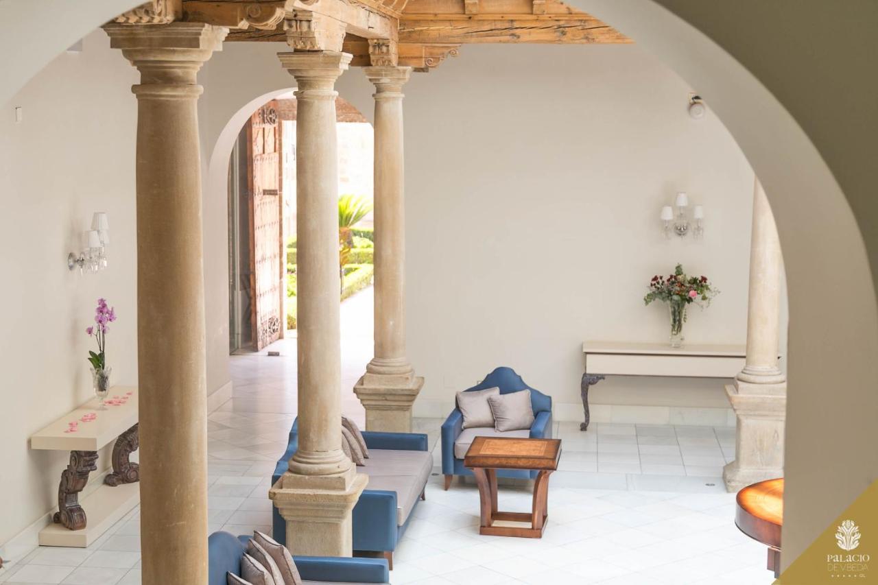 Hotel Palacio De Ubeda 5 G.L Εξωτερικό φωτογραφία The hotel's lobby