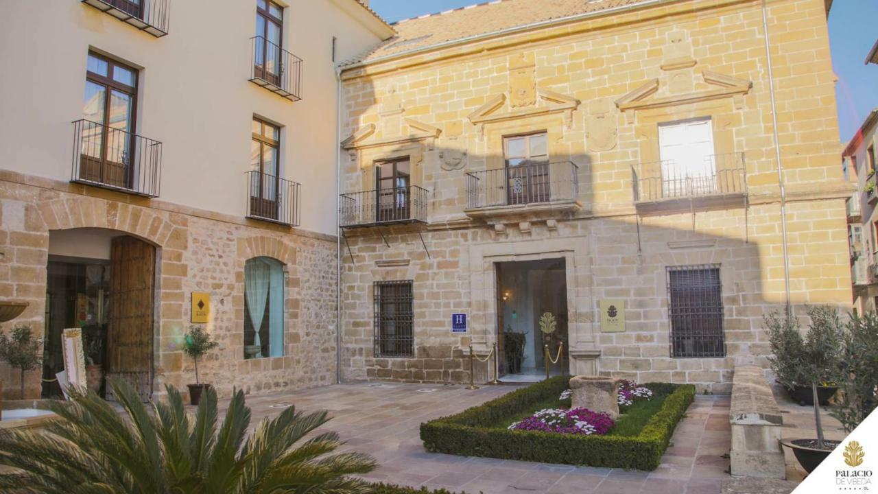 Hotel Palacio De Ubeda 5 G.L Εξωτερικό φωτογραφία The courtyard of the museum