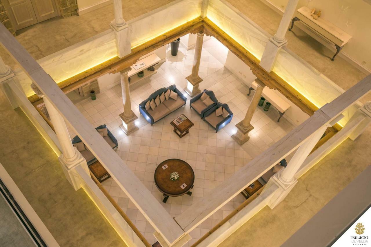 Hotel Palacio De Ubeda 5 G.L Εξωτερικό φωτογραφία The interior of the hotel